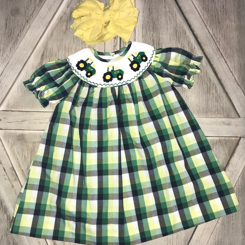 12m Three Sister smock tractor dress w/ messy 🎀